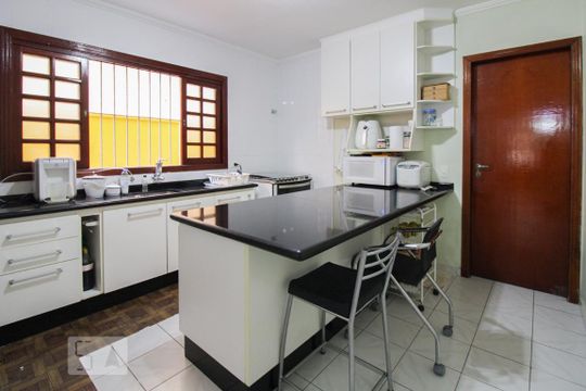 Cozinha de casa à venda com 3 quartos, 320m² em Jardim Consorcio, São Paulo