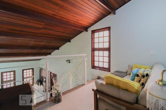 Mezanino de casa à venda com 3 quartos, 320m² em Jardim Consorcio, São Paulo