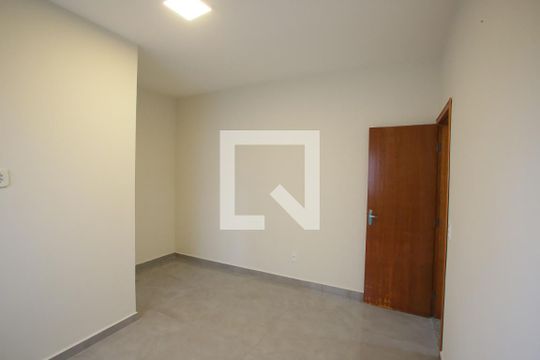 Quarto Suíte de casa para alugar com 2 quartos, 60m² em Curicica, Rio de Janeiro