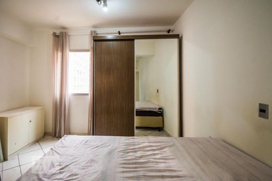 Sala de apartamento à venda com 1 quarto, 40m² em Centro, Campinas