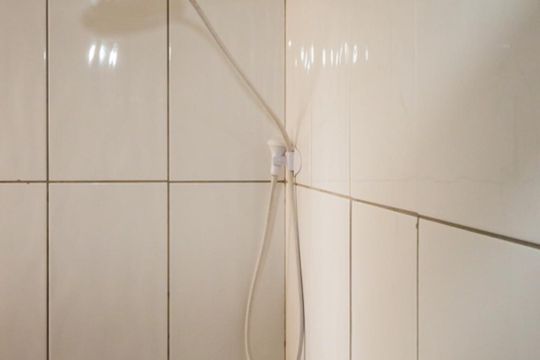 Banheiro de apartamento à venda com 1 quarto, 40m² em Centro, Campinas