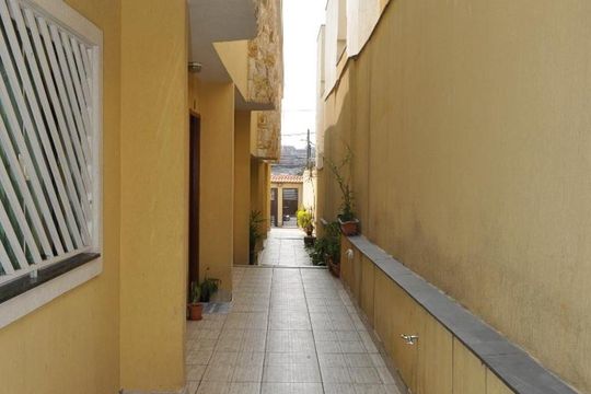 Corredor de casa de condomínio para alugar com 2 quartos, 51m² em Parada Xv de Novembro, São Paulo