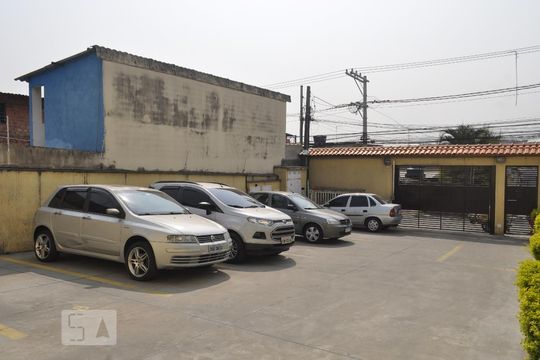Garagem de casa de condomínio para alugar com 2 quartos, 51m² em Parada Xv de Novembro, São Paulo
