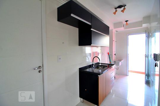 Cozinha e Área de Serviço de apartamento à venda com 2 quartos, 58m² em Vila Curuçá, Santo André
