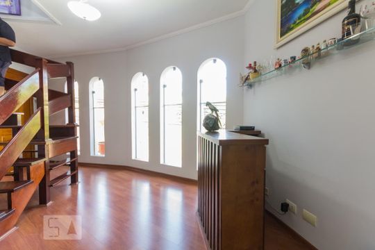 Sala de casa à venda com 3 quartos, 300m² em Matriz, Mauá