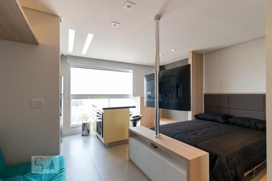 Sala e quarto de kitnet/studio para alugar com 1 quarto, 28m² em Centro, Guarulhos