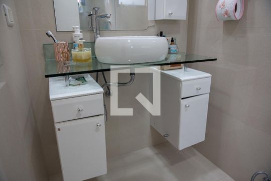Banheiro da Suíte  de apartamento à venda com 3 quartos, 74m² em Lapa, São Paulo