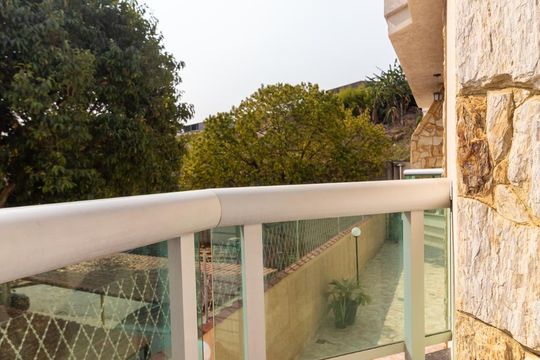 Sacada de casa de condomínio à venda com 2 quartos, 86m² em Jardim Danfer, São Paulo