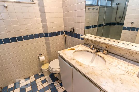 Banheiro de apartamento à venda com 4 quartos, 207m² em Santa Cecília, São Paulo