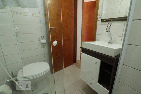Banheiro de apartamento para alugar com 1 quarto, 36m² em Aclimação, São Paulo