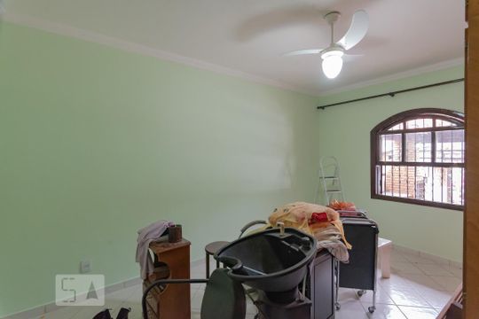 Quarto 1 de casa para alugar com 1 quarto, 70m² em Jardim do Trevo, Campinas