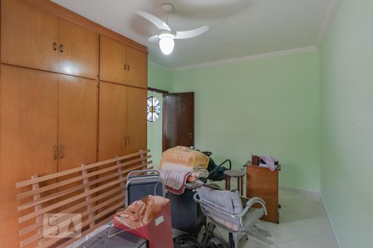 Quarto 1 de casa para alugar com 1 quarto, 70m² em Jardim do Trevo, Campinas