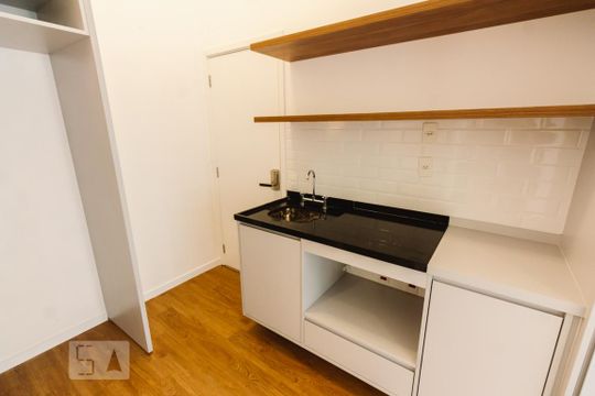 Cozinha de kitnet/studio para alugar com 1 quarto, 33m² em Perdizes, São Paulo