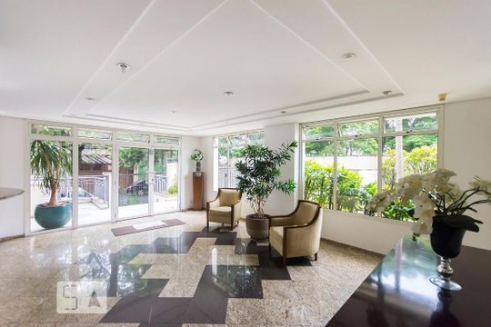 Hall Social de apartamento para alugar com 1 quarto, 46m² em Vila Nova Conceição, São Paulo