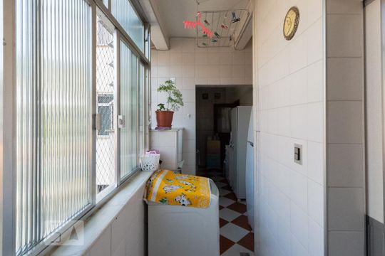 Cozinha e Área de Serviço de apartamento à venda com 2 quartos, 72m² em Rio Comprido, Rio de Janeiro