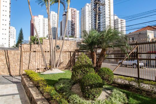 Fachada de apartamento à venda com 3 quartos, 75m² em Vila Gumercindo, São Paulo