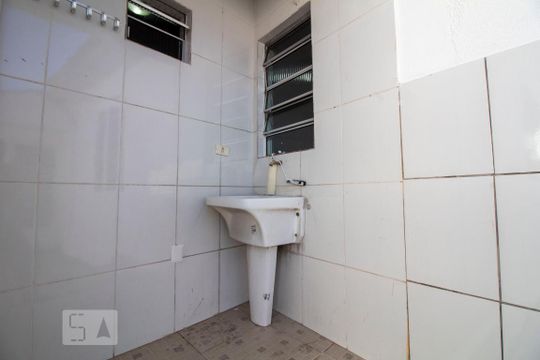 Área de Serviço de casa para alugar com 1 quarto, 30m² em Vila Guarani (z Sul), São Paulo