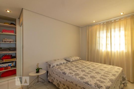 Quarto 2 - Suíte de casa à venda com 7 quartos, 180m² em Vila Moreira, São Paulo