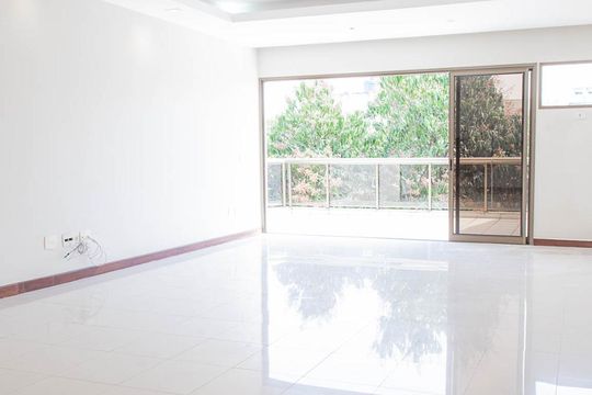 Sala de apartamento para alugar com 3 quartos, 350m² em Recreio dos Bandeirantes, Rio de Janeiro