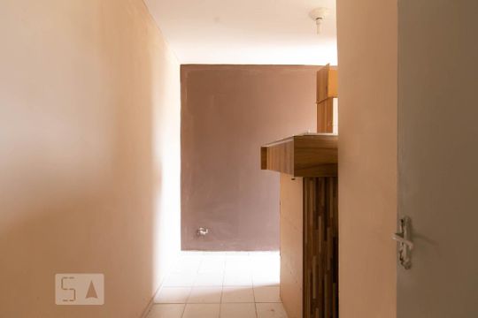 Quarto 2 de apartamento para alugar com 2 quartos, 47m² em Conjunto Residencial José Bonifácio, São Paulo