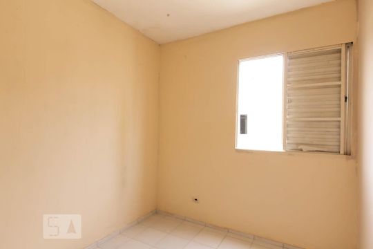 Quarto 1  de apartamento para alugar com 2 quartos, 47m² em Conjunto Residencial José Bonifácio, São Paulo
