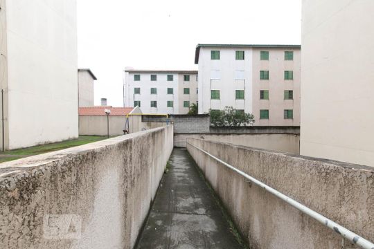 Área Externa de apartamento para alugar com 2 quartos, 47m² em Conjunto Residencial José Bonifácio, São Paulo