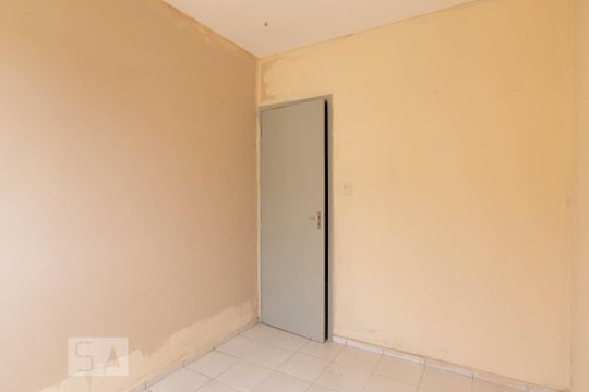Quarto 1  de apartamento para alugar com 2 quartos, 47m² em Conjunto Residencial José Bonifácio, São Paulo