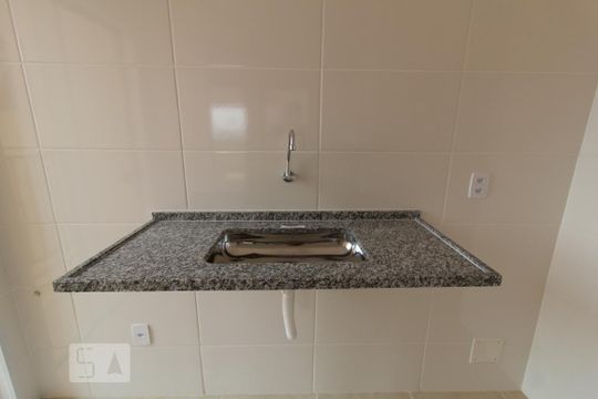 Cozinha de apartamento para alugar com 2 quartos, 50m² em Jardim Wanel Ville V, Sorocaba