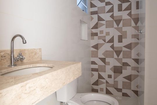 Banheiro de apartamento para alugar com 2 quartos, 47m² em Vila Invernada, São Paulo