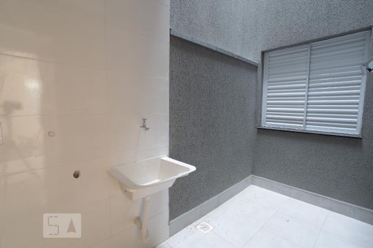 Lavanderia de apartamento para alugar com 2 quartos, 47m² em Vila Invernada, São Paulo