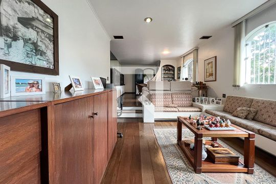 Sala 1 de casa à venda com 3 quartos, 230m² em Alto de Pinheiros, São Paulo