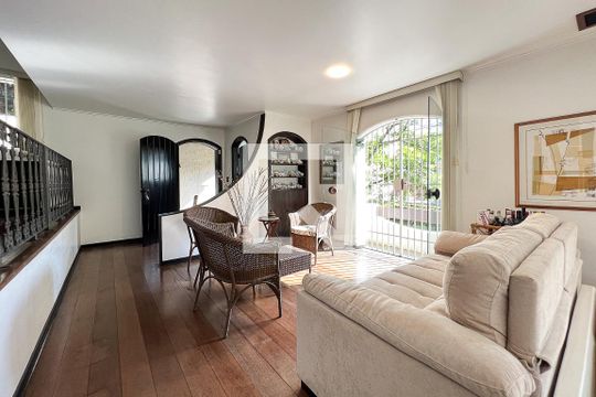 Sala 2 de casa à venda com 3 quartos, 230m² em Alto de Pinheiros, São Paulo