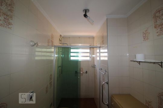 Banheiro 1 social de apartamento à venda com 2 quartos, 97m² em Vila Helena, São Bernardo do Campo