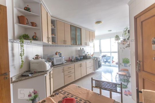 Cozinha de apartamento à venda com 3 quartos, 138m² em Centro, São Bernardo do Campo