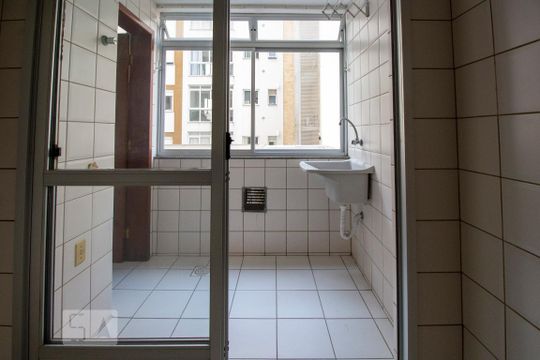 Area de serviço de apartamento para alugar com 2 quartos, 70m² em Centro, Florianópolis