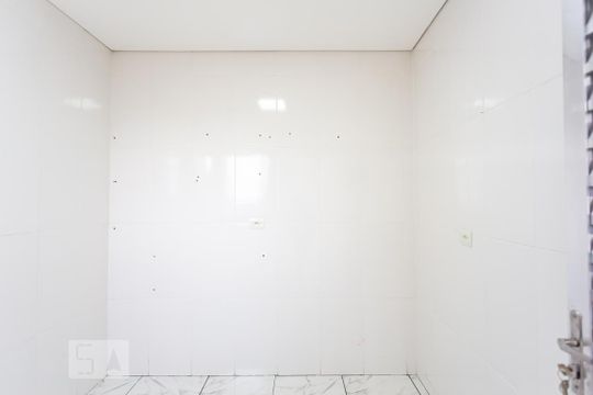 Cozinha de casa para alugar com 1 quarto, 35m² em Bandeiras, Osasco