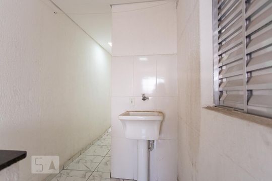 Área de Serviço de casa para alugar com 1 quarto, 35m² em Bandeiras, Osasco
