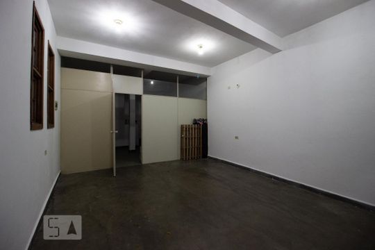 Garagem de casa à venda com 6 quartos, 378m² em Jardim das Vertentes, São Paulo