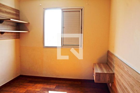 Quarto 1 de apartamento para alugar com 2 quartos, 72m² em Itaquera, São Paulo