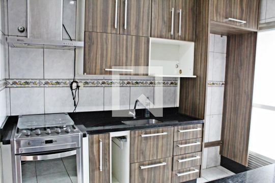 Cozinha de apartamento para alugar com 2 quartos, 72m² em Itaquera, São Paulo