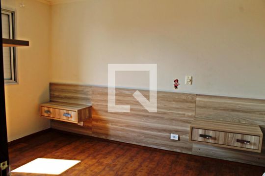 Quarto 1 de apartamento para alugar com 2 quartos, 72m² em Itaquera, São Paulo