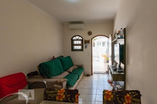 Sala de casa à venda com 2 quartos, 200m² em Vila Anhangüera, Campinas