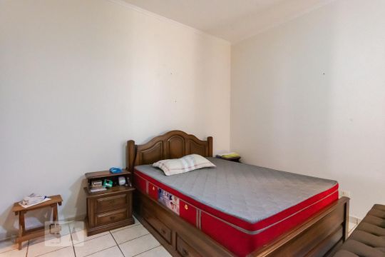 Suíte de casa à venda com 2 quartos, 200m² em Vila Anhangüera, Campinas