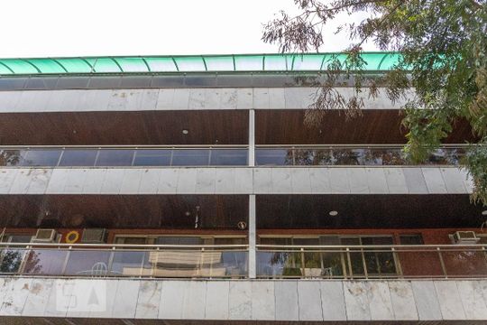 Fachada de apartamento à venda com 4 quartos, 380m² em Recreio dos Bandeirantes, Rio de Janeiro