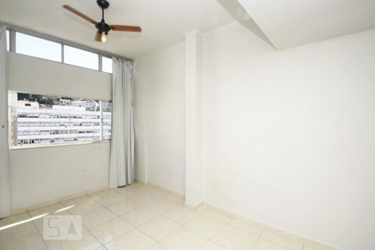 Sala de apartamento à venda com 1 quarto, 42m² em Centro, Rio de Janeiro