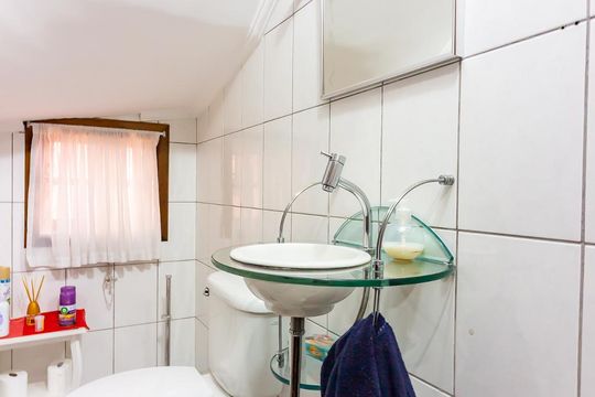 Lavabo de casa à venda com 3 quartos, 250m² em Pestana, Osasco