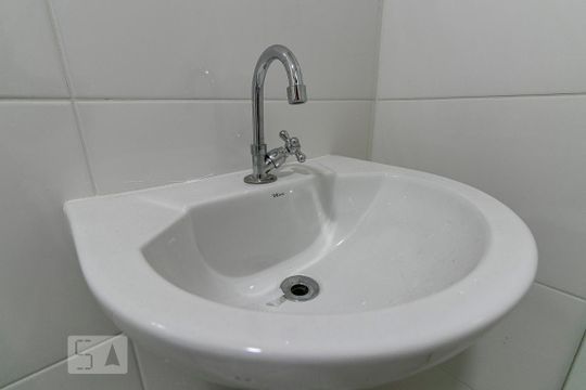 Banheiro - Pia de kitnet/studio para alugar com 1 quarto, 30m² em Parque da Mooca, São Paulo