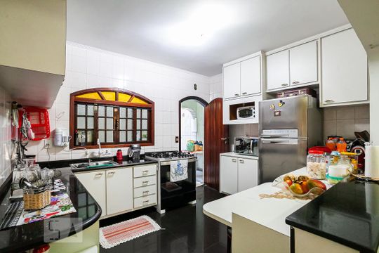 Cozinha de casa à venda com 3 quartos, 280m² em Parque das Nações, Santo André