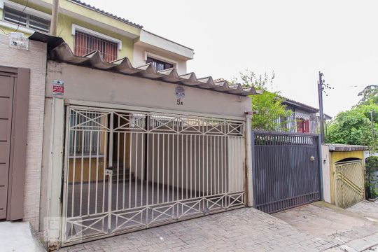 Fachada de casa à venda com 4 quartos, 144m² em Vila Guarani, São Paulo