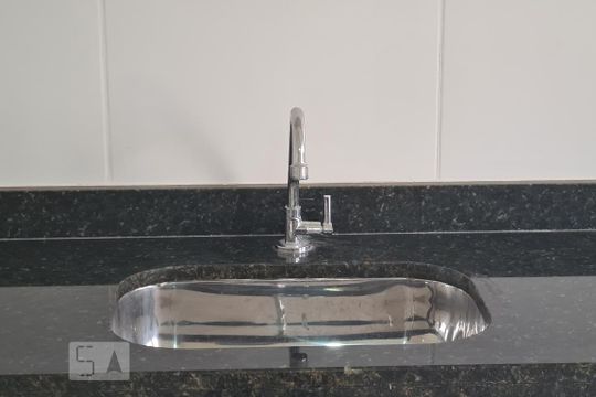 Detalhe Cozinha de apartamento para alugar com 2 quartos, 48m² em Vila Carvalho, Sorocaba